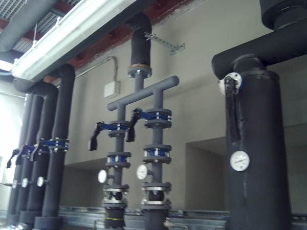 Instalaciones de tuberías para servicios de acondicionamiento térmico